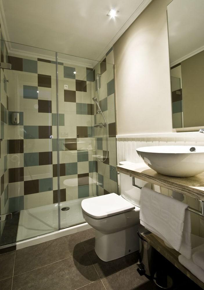 Hotel Salbatoreh Beasain Bagian luar foto
